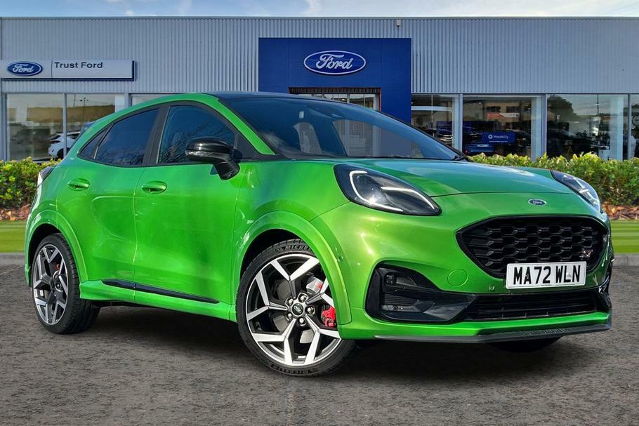 Compare Ford Puma 1.5 Ecoboost St Performance Pack Self Parkin MA72WLN Green