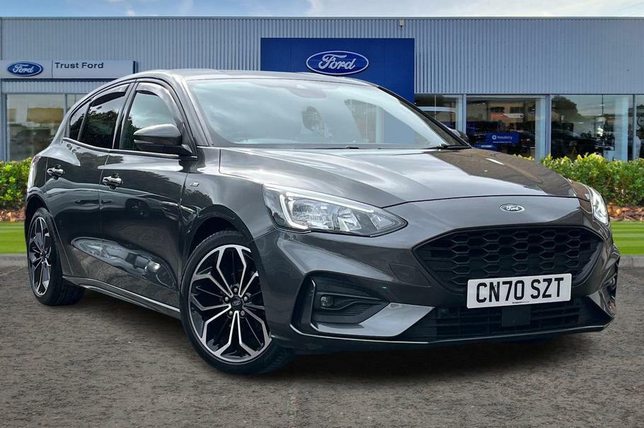 Compare Ford Focus 1.0 Ecoboost 125 St-line X CN70SZT Grey