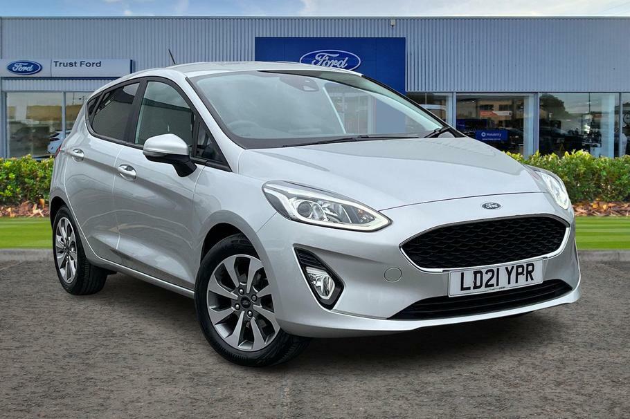 Compare Ford Fiesta 1.0 Ecoboost 95 Trend Navigation LD21YPR Silver