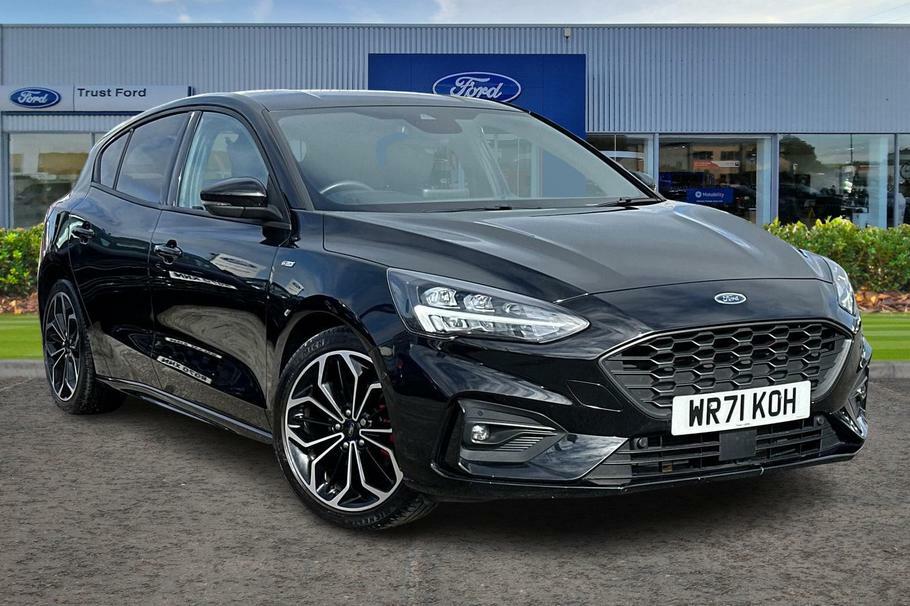 Compare Ford Focus 1.0 Ecoboost Hybrid Mhev 125 St-line X Edition WR71KOH Black