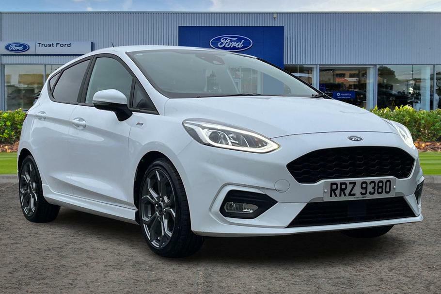 Compare Ford Fiesta 1.0 Ecoboost Hybrid Mhev 125 St-line Edition RRZ9380 White