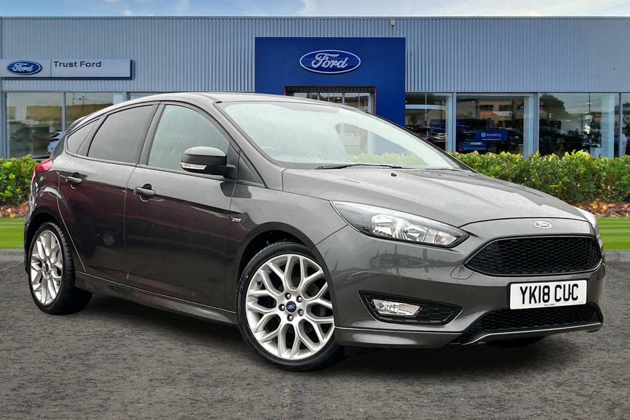 Compare Ford Focus 1.0 Ecoboost 140 St-line Sync3 Navigation, App YK18CUC 