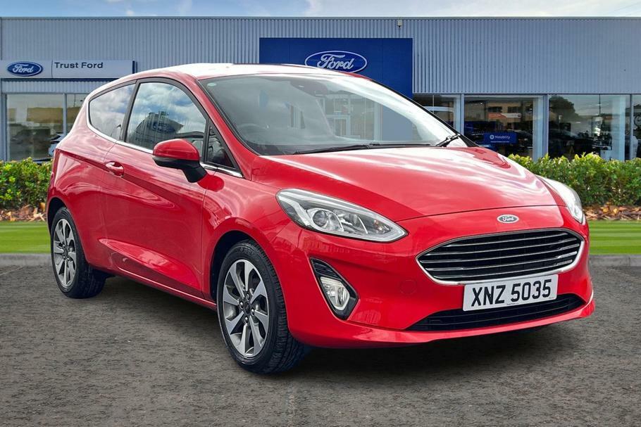 Compare Ford Fiesta 1.0 Ecoboost Zetec XNZ5035 Red