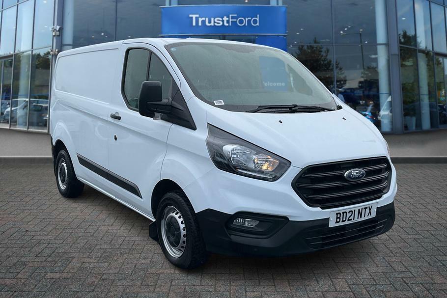 Compare Ford Transit Custom Custom 2.0 Ecoblue 105Ps Low Roof Leader Van BD21NTX White