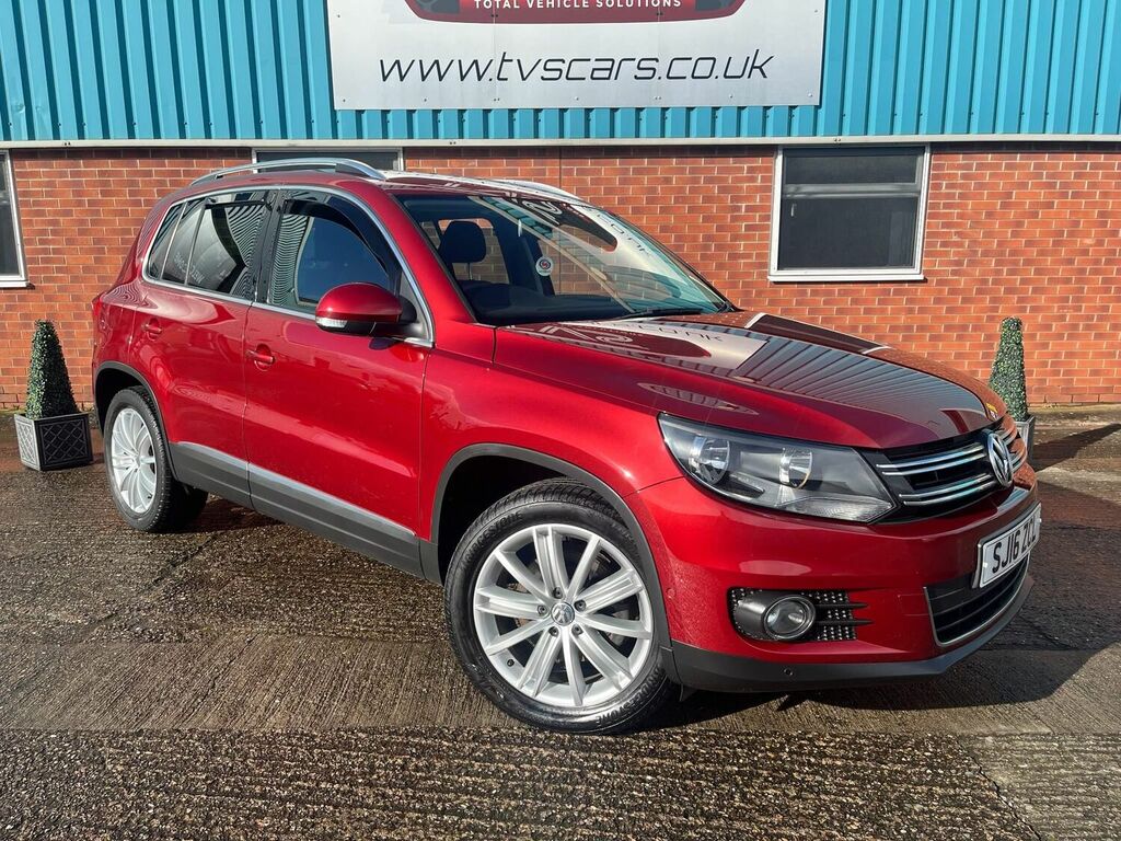 Compare Volkswagen Tiguan Suv 2.0 Tdi Bluemotion Tech Match Edition 2Wd Euro SJ16ZCL Red