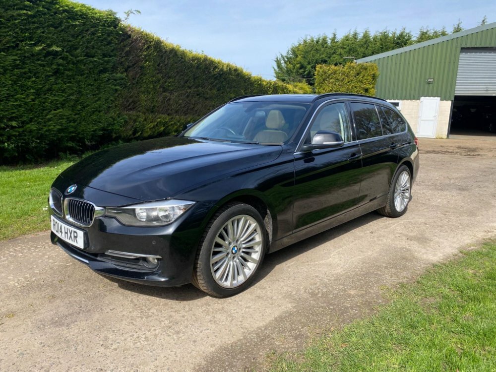 Compare BMW 3 Series 2.0 320D Luxury Touring Xdrive Euro 5 Ss RO14HXR Black