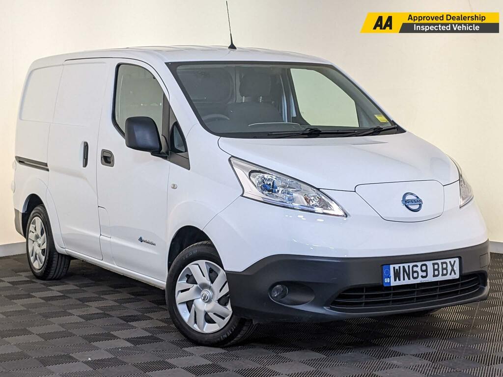 Nissan e-NV200 40Kwh Acenta Swb Quick Charge White #1