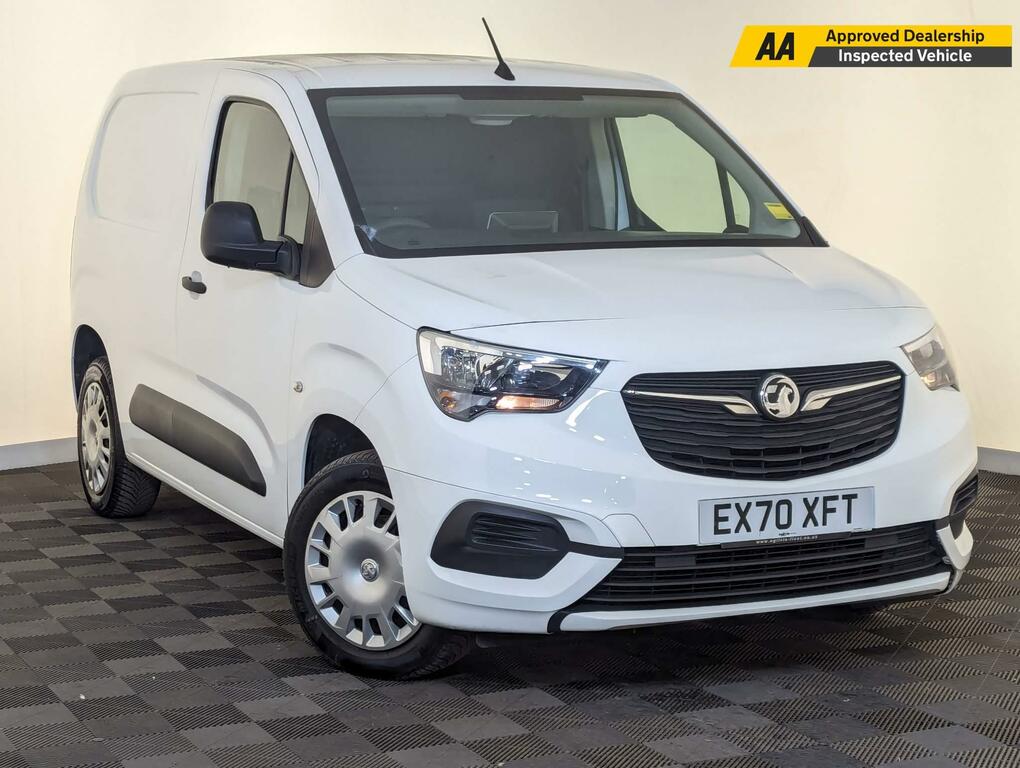 Compare Vauxhall Combo 1.5 Turbo D 2000 Sportive L1 H1 Euro 6 Ss EX70XFT White