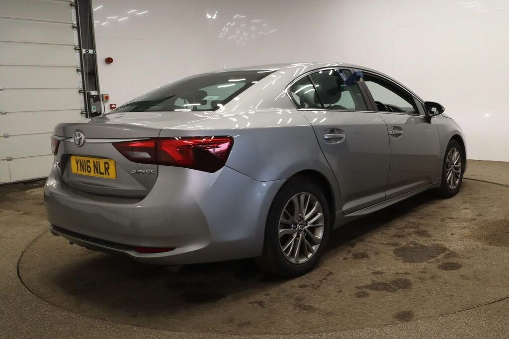 Compare Toyota Avensis D-4d Business Edition YN16NLR Grey