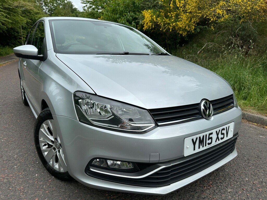 Compare Volkswagen Polo Hatchback YM15XSV Silver