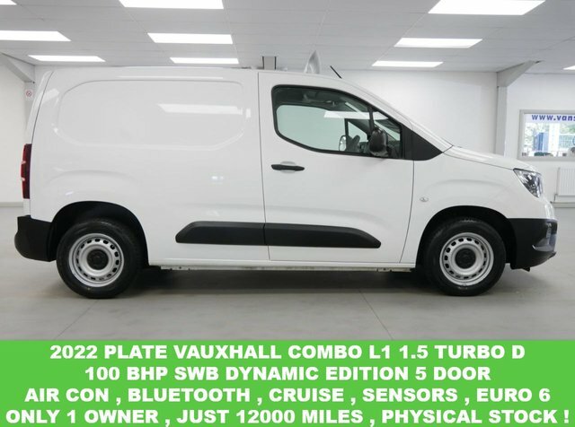 Compare Vauxhall Combo L1 1.5 Turbo D 100 Bhp Swb Dynamic Edition Air C KP22AUL White