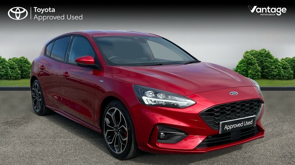 Compare Ford Focus 1.0T Ecoboost St-line X Euro 6 Ss PJ71NPZ Red