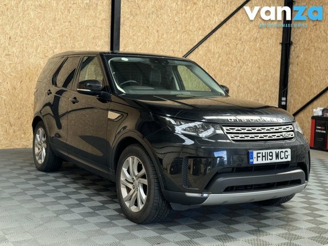 Compare Land Rover Discovery 3.0 Sdv6 Commercial Hse 302 Bhp FH19WCG Black