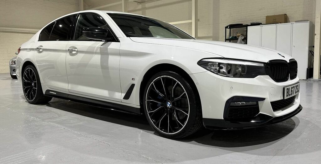 Compare BMW 5 Series Saloon BL67ZSJ White
