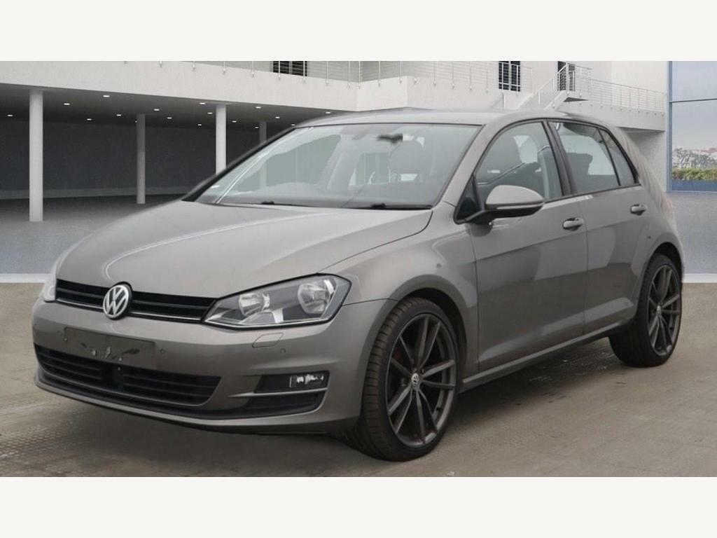 Compare Volkswagen Golf 1.6 Tdi Bluemotion Tech Match Euro 5 Ss  Grey