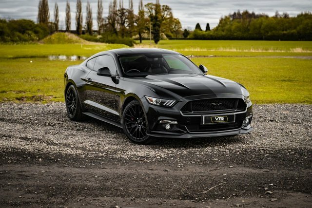 Compare Ford Mustang 5.0 Gt 410 Bhp SG17WNC Black