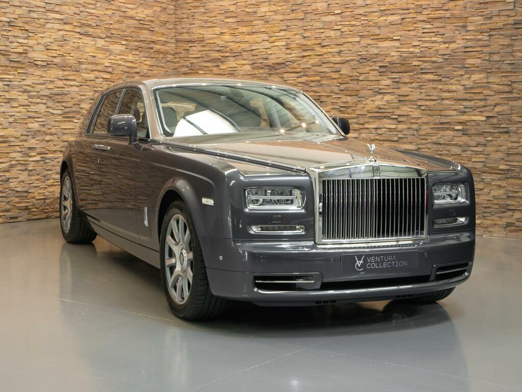 Compare Rolls-Royce Phantom Phantom Metropolitan Edition 6.7 V12 Euro 6 4  Silver
