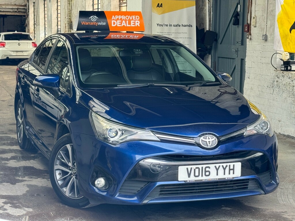 Compare Toyota Avensis 2.0 D-4d Business Edition Plus Saloon VO16YYH Blue
