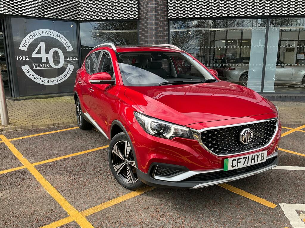 Compare MG ZS Exclusive CF71HYB Red