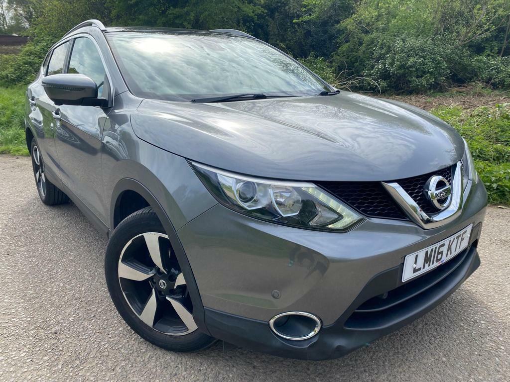 Compare Nissan Qashqai 1.2 Dig-t N-connecta Xtron 2Wd Euro 6 Ss LM16KTF Grey