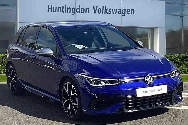 Compare Volkswagen Golf Volkswagen Golf R 2.0 Tsi 4Motion 320Ps 7-Speed Ds AK73PGY Blue