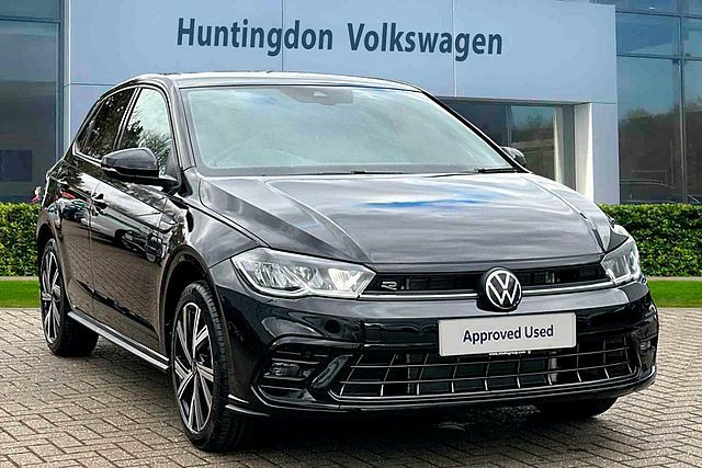 Compare Volkswagen Polo Volkswagen Polo R-line 1.0 Tsi 110Ps 7-Speed Dsg 5 AF24ZYE Black