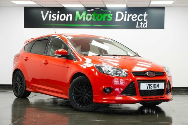 Compare Ford Focus 1.0L Zetec S Ss 124 Bhp YE13OFB Red