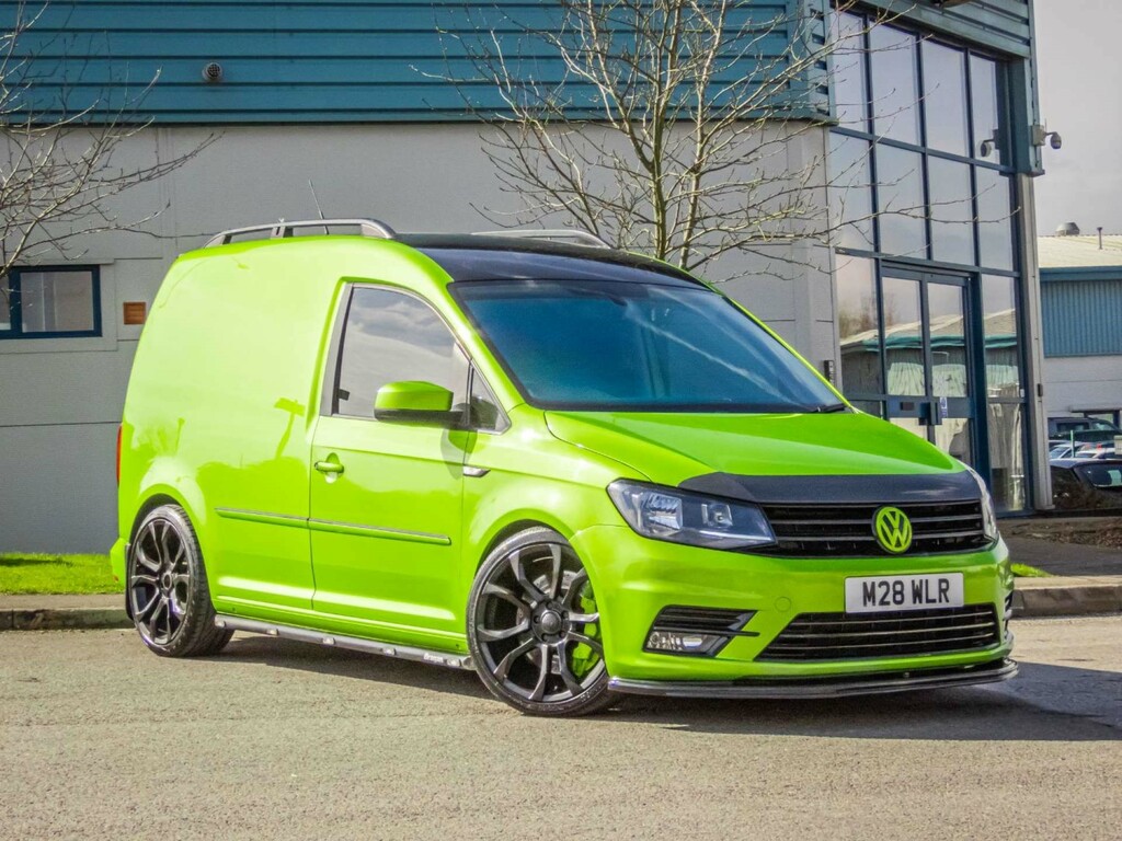 Compare Volkswagen Caddy Caddy C20 Highline Tsi Bluemotion Technology M28WLR Green