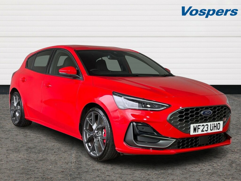 Compare Ford Focus 2.3 Ecoboost St WF23UHO Red