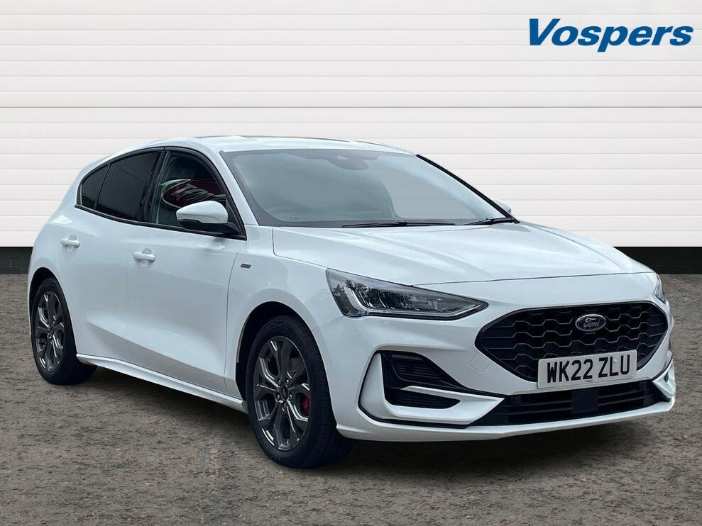 Compare Ford Focus 1.0 Ecoboost Hybrid Mhev 155 St-line Edition WK22ZLU White