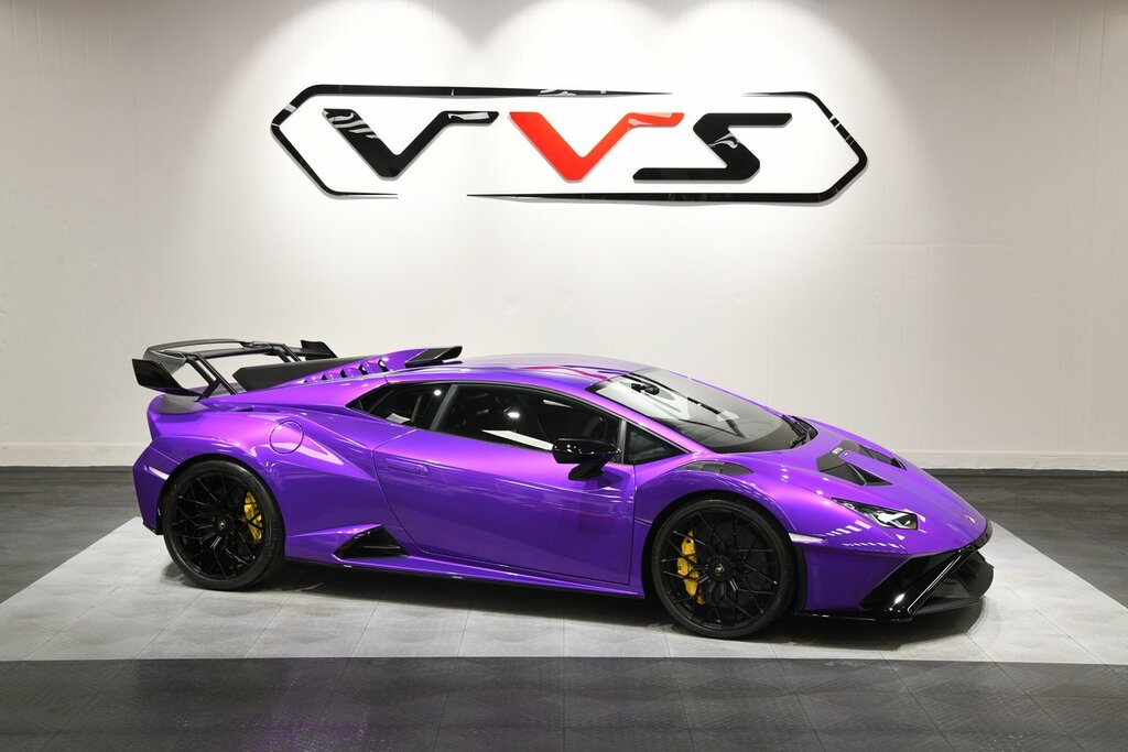Compare Lamborghini Huracan V10 Lp 640-2 Sto GN22AKG Purple