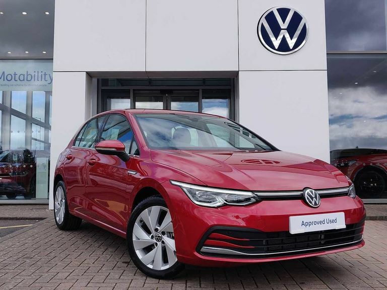 Compare Volkswagen Golf Mk8 Hatchback 5-Dr 1.5 Tsi 130Ps Style Evo Rea PY73CYV Red