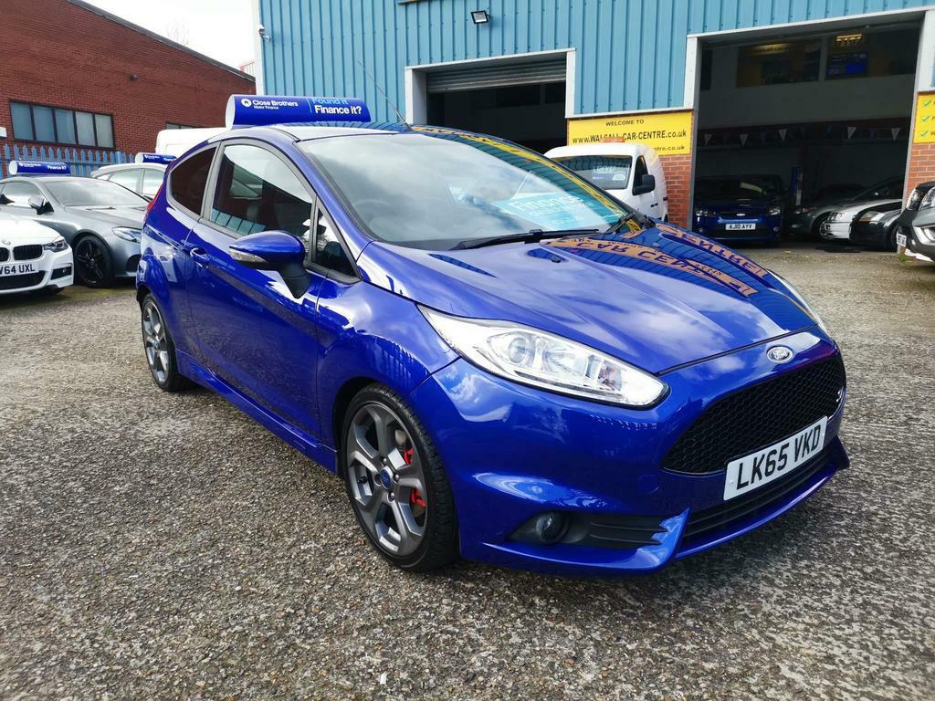 Compare Ford Fiesta 1.6T Ecoboost St-2 Euro 6 LK65VKD Blue