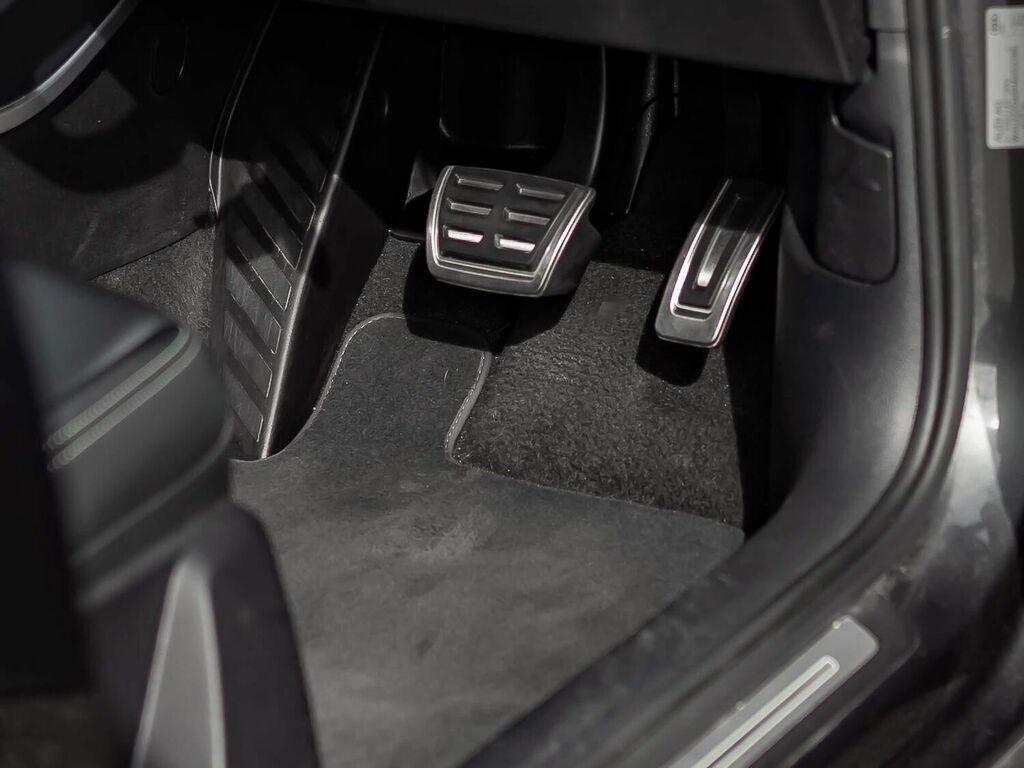 Audi Q2 S Line Grey #1
