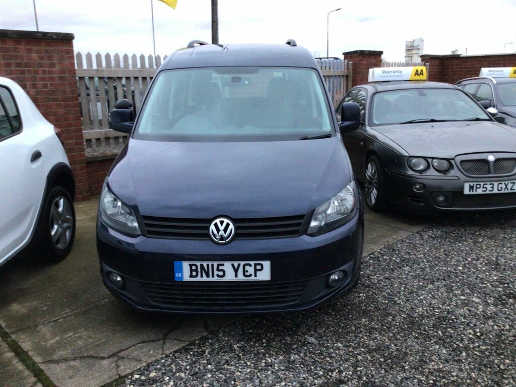 Compare Volkswagen Caddy Life C20 Life Tdi BN15YCP Blue