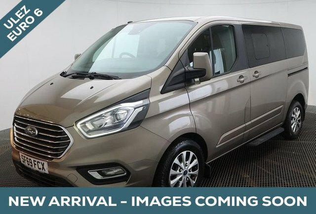 Compare Ford Tourneo Custom 5 Seat Wheelchair Accessible Disabled Access SF69FCX Silver