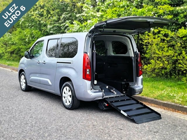 Compare Vauxhall Combo 3 Seat L2 Lwb Wheelchair Accessible Di WO72DXW Grey
