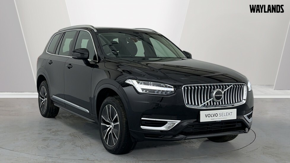 Compare Volvo XC90 Recharge Core, T8 Awd Plug-in Hybrid, Brig OW73UPV Black