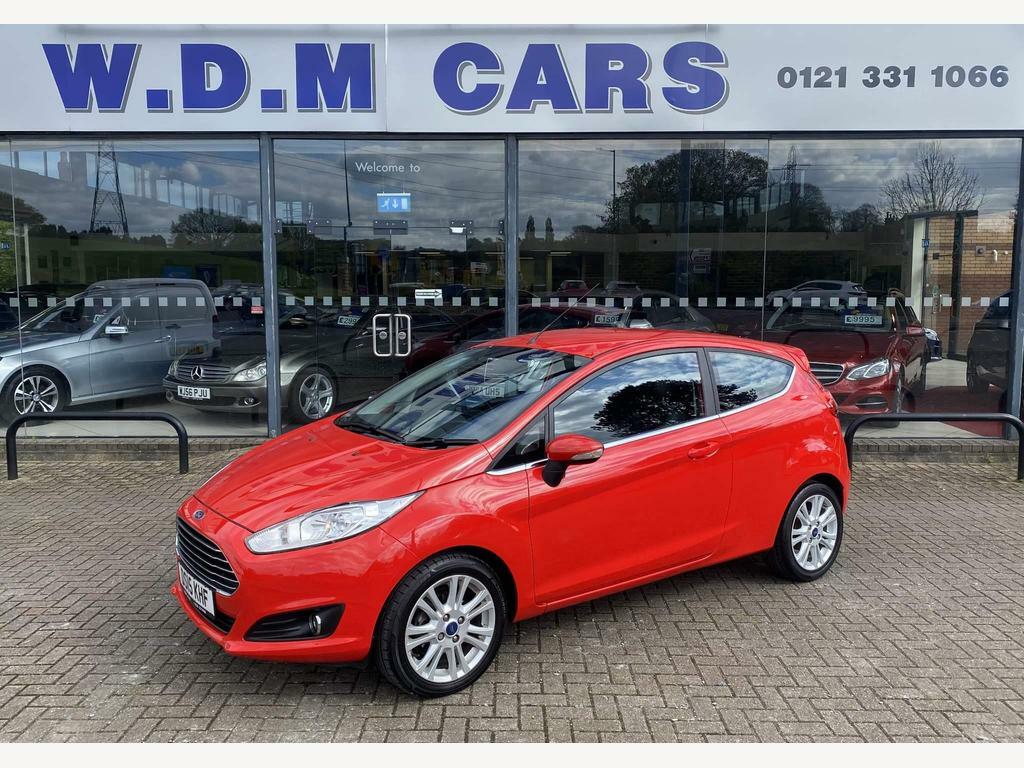 Compare Ford Fiesta 1.0T Ecoboost Zetec Euro 6 Ss DS15KHF Red