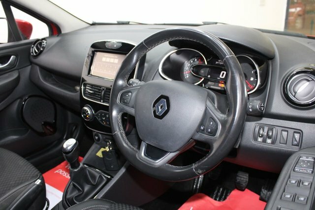 Compare Renault Clio 0.9 Dynamique S Nav Tce 89 Bhp HK67ZBY Red
