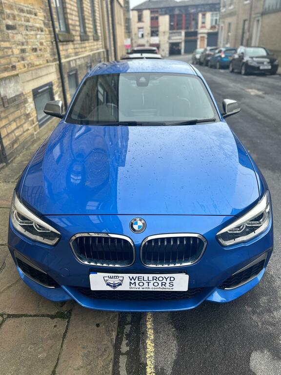 Compare BMW 1 Series 3.0 M140i 5-Door 2019 YK19PWV Blue