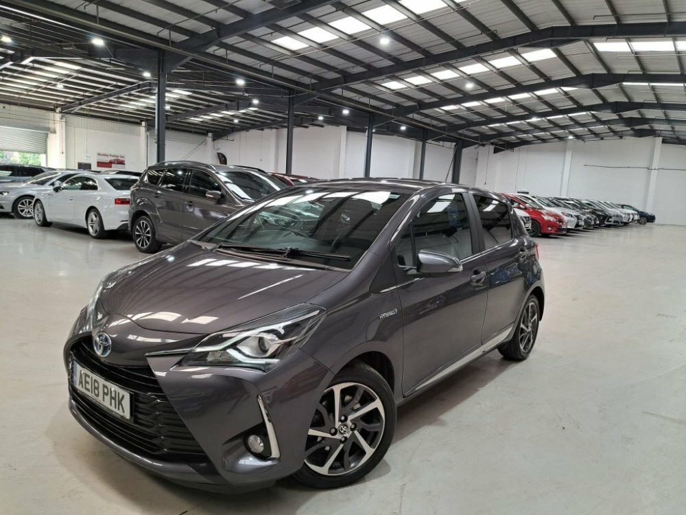 Compare Toyota Yaris 1.5 Vvt-h Excel E-cvt Euro 6 Ss 15In Alloy AE18PHK Grey
