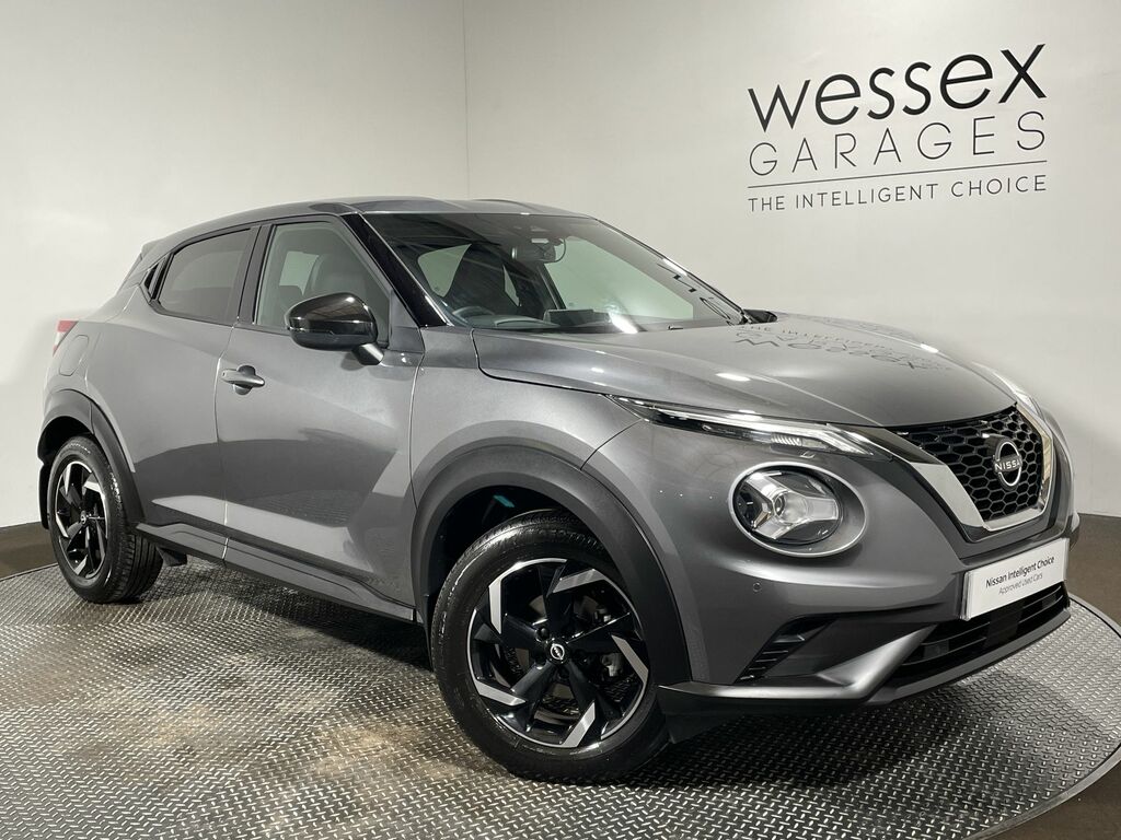 Compare Nissan Juke N-connecta Dig-t CE23ZHK Grey