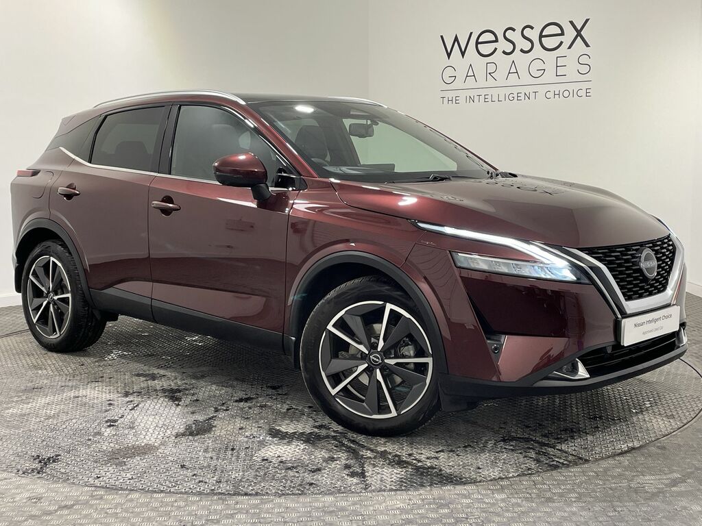 Compare Nissan Qashqai 1.3 Dig-t Mh N-connecta Glass Roof 42021 WO73OWG 