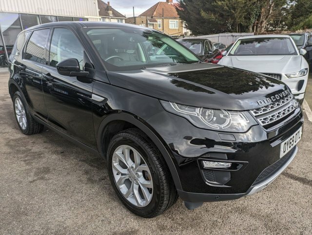 Compare Land Rover Discovery Sport Sport 2.0 Si4 Hse OY69OTL Black