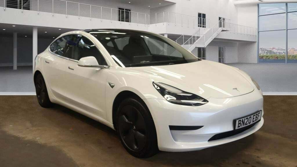 Compare Tesla Model 3 Standard Range Plus BN20EBF White