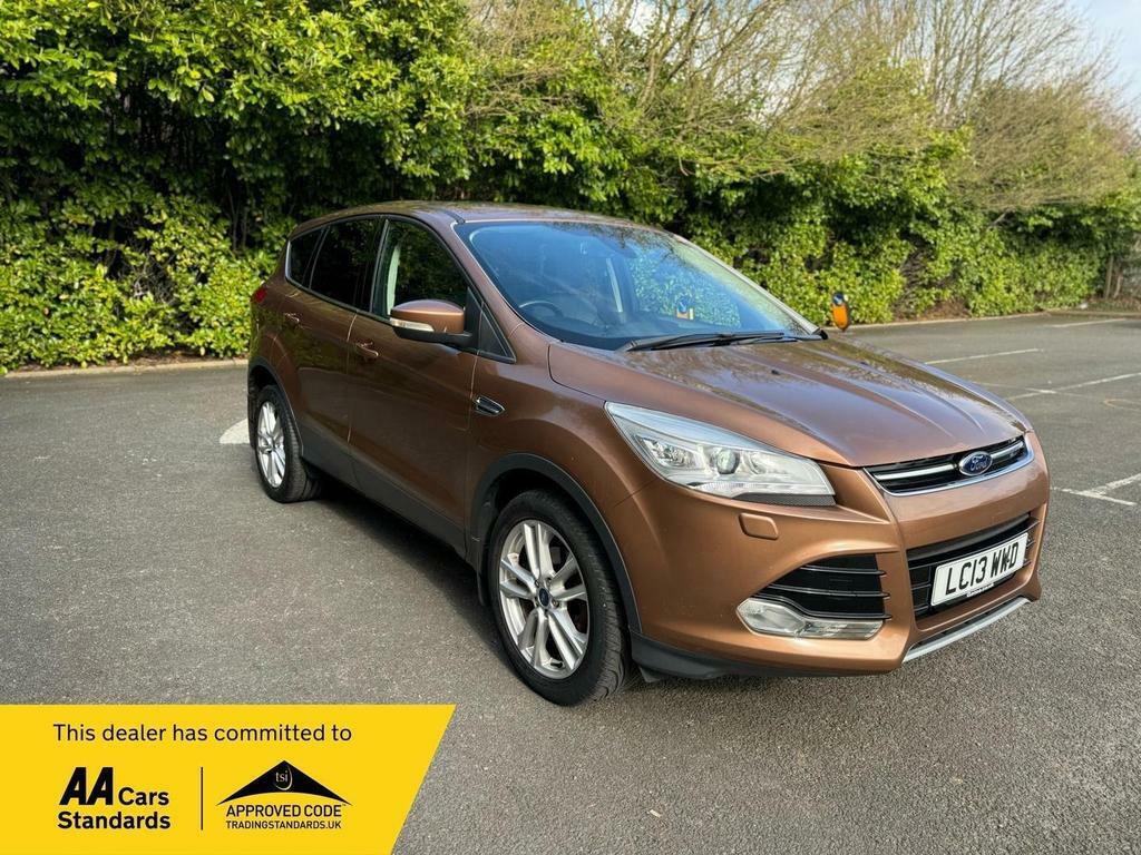 Compare Ford Kuga 1.6T Ecoboost Titanium X 2Wd Euro 5 Ss LC13WWD Brown