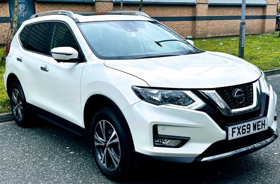 Compare Nissan X-Trail 1.3 Dig-t N-connecta Dct FX69WEH White