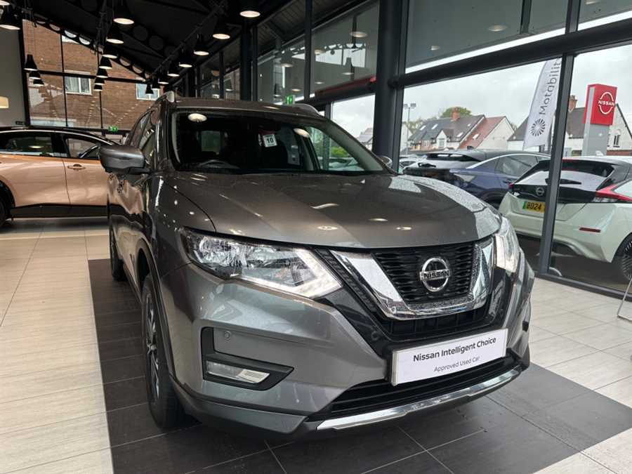 Compare Nissan X-Trail 1.3 Dig-t Acenta Premium Dct WX70HHC Grey
