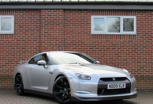 Compare Nissan GT-R Coupe ND09XLB Silver